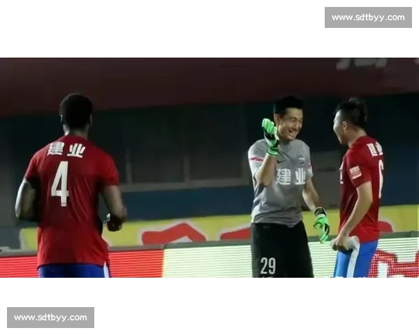 李磊转会风云:两球队竞逐,河南明确否认参与谈判 李磊转会风云:两球队竞逐,河南明确否认参与谈判