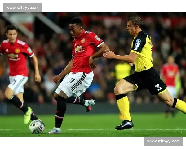 红魔双星:压力淬炼下的成长之路 红魔双星:压力淬炼下的成长之路