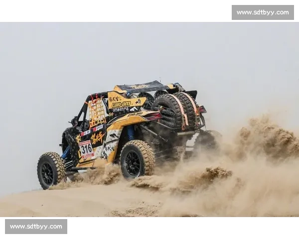 吴京环塔拉力赛狂飙!翻车陷车后逆袭夺赛段冠军 吴京环塔拉力赛狂飙!翻车陷车后逆袭夺赛段冠军