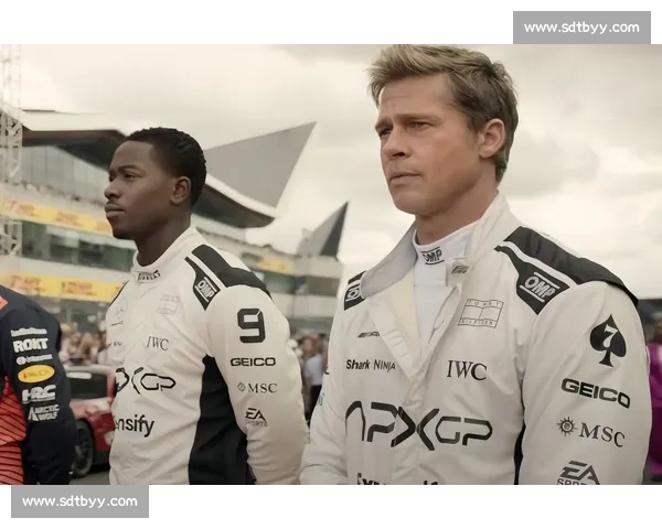 皮特携 F1 众车手燃爆全球首映 顶级阵容打造赛车电影新标杆